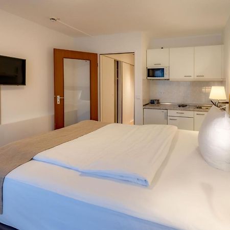Downtown VI Vadi Hotel Мюнхен Экстерьер фото