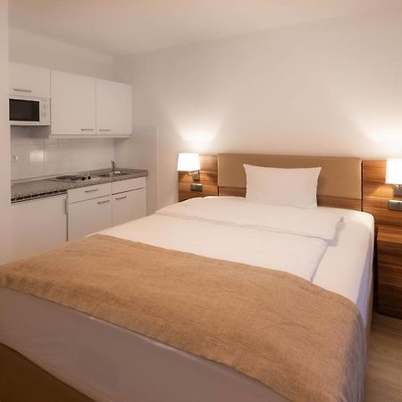 Downtown VI Vadi Hotel Мюнхен Экстерьер фото