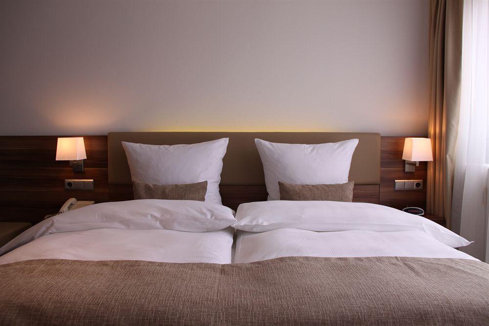 Downtown VI Vadi Hotel Мюнхен Экстерьер фото