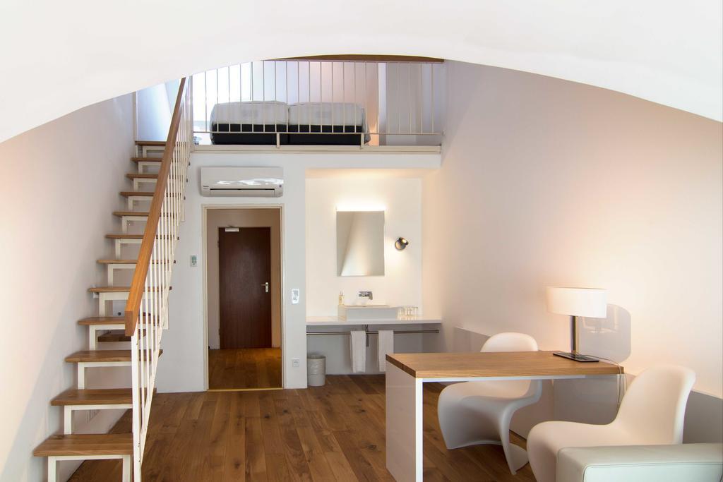 Downtown VI Vadi Hotel Мюнхен Экстерьер фото