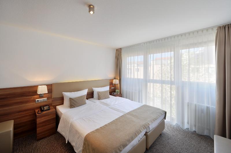 Downtown VI Vadi Hotel Мюнхен Экстерьер фото