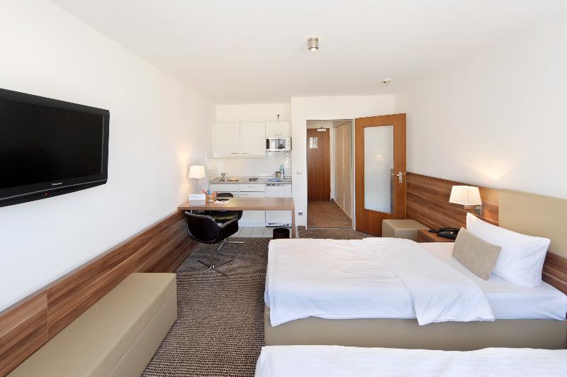 Downtown VI Vadi Hotel Мюнхен Экстерьер фото