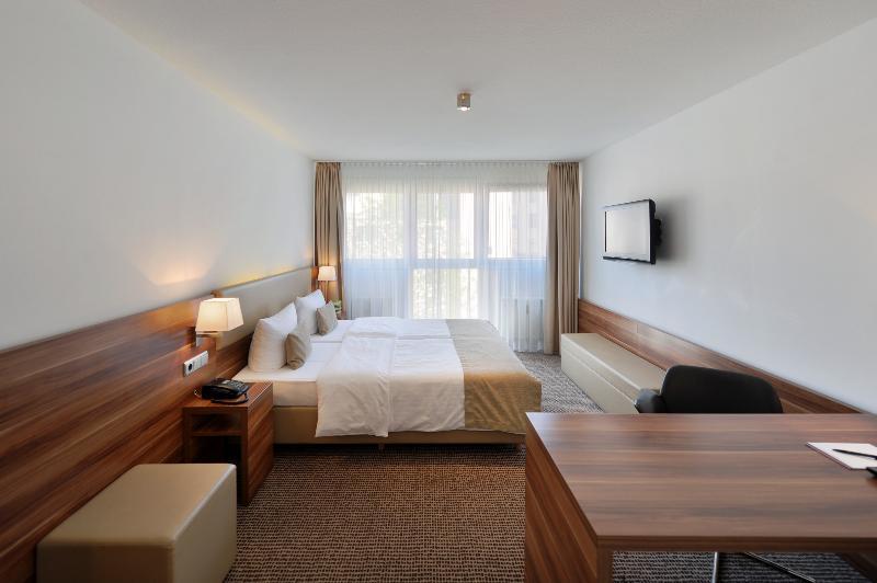 Downtown VI Vadi Hotel Мюнхен Экстерьер фото
