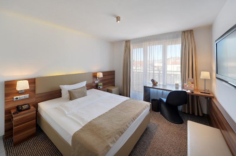 Downtown VI Vadi Hotel Мюнхен Экстерьер фото